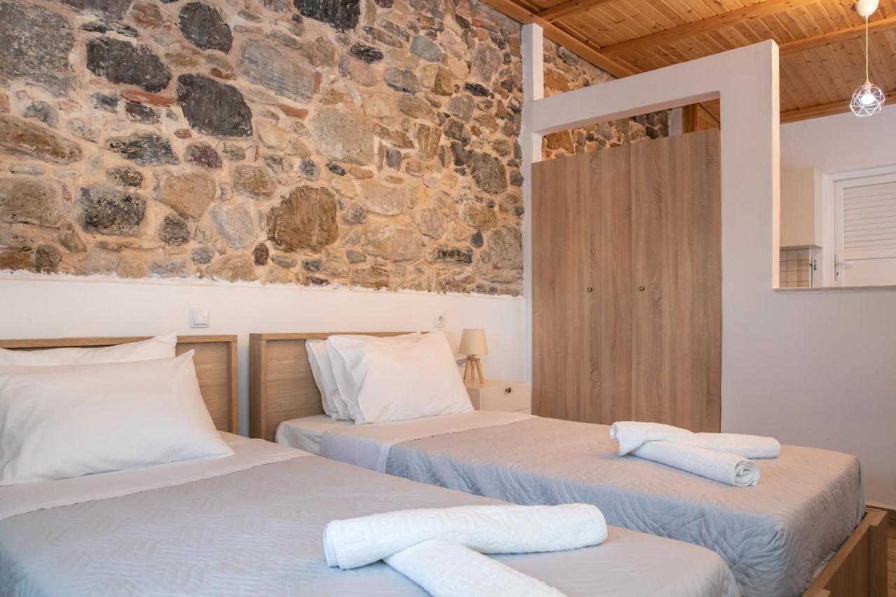 Melina Seafront Stone House Apartment Kardamena  Bagian luar foto